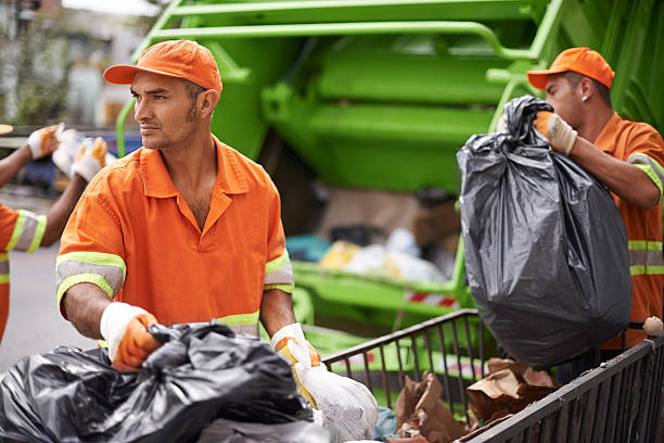 Best Construction Debris Removal  in Lynn, IN